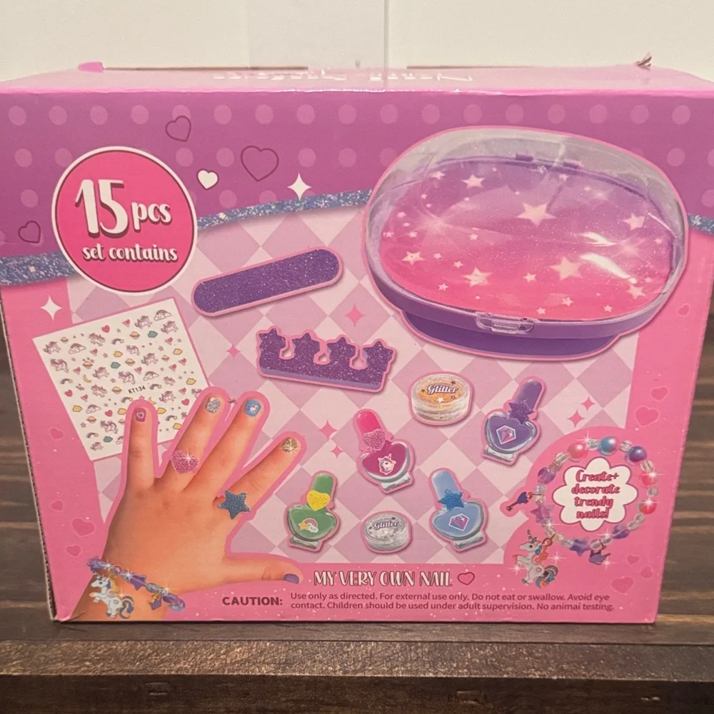 Unicorn & Glitter Nail Salon Kit